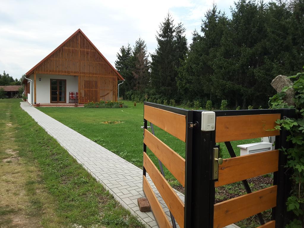 Malomko Apartman Zsira Zewnętrze zdjęcie