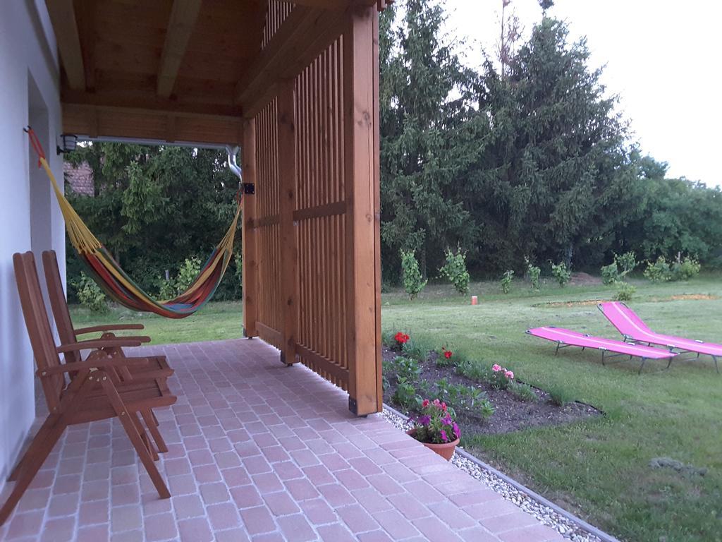 Malomko Apartman Zsira Zewnętrze zdjęcie